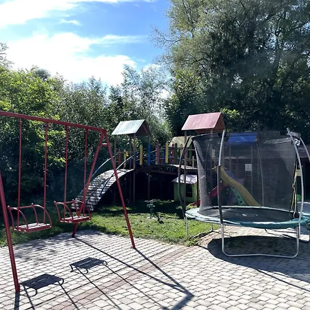 Stary Mlyn * Yabluniv